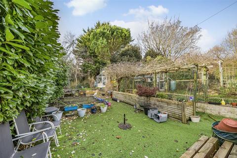 3 bedroom semi-detached house for sale, Northdown Close, Newhaven