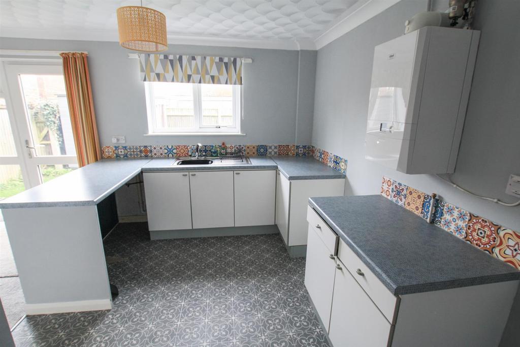 Kitchen area.jpg