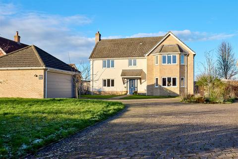 4 bedroom detached house for sale, Vicarage Road, Diss IP21