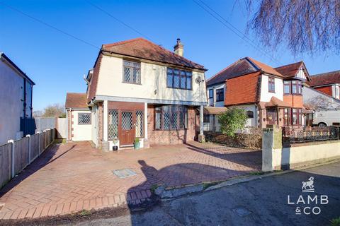 Holland Road, Clacton-On-Sea CO15