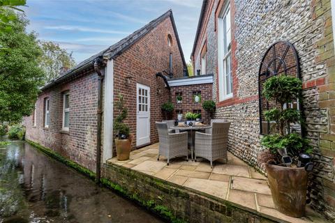 2 bedroom terraced house for sale, Bosham Lane, Bosham, Chichester, West Sussex, PO18