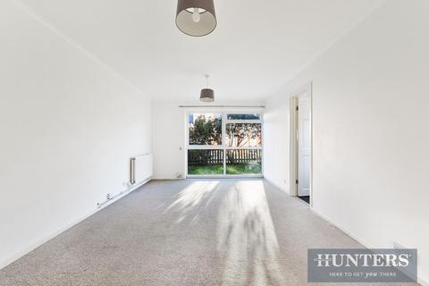 2 bedroom maisonette for sale, Hampton Road, Worcester Park