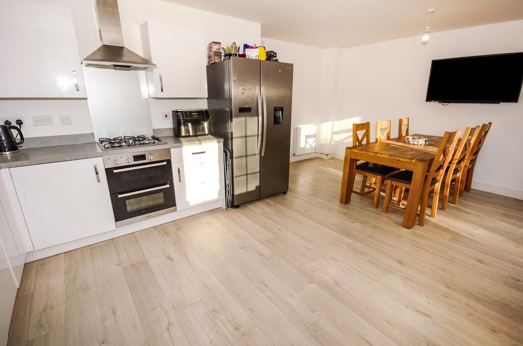 18 Flashman Road Kitchen Dining Room Family...