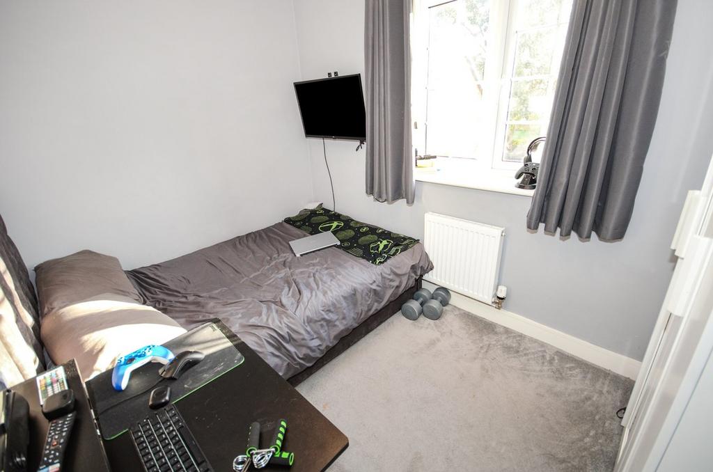 18 Flashman Road Bedroom Two Brown and Cockerill