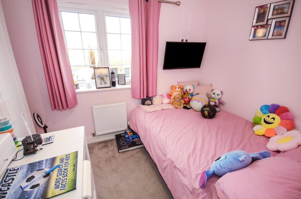 18 Flashman Road Bedroom Three Brown and Cockerill