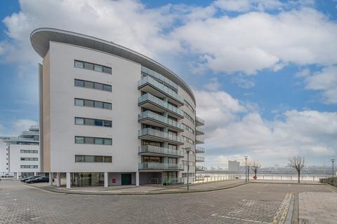 2 bedroom flat for sale, The Galley, Royal Docks E16