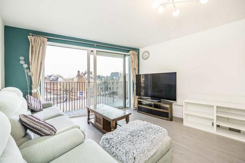 2 bedroom flat to rent, Steedman Street, London SE17