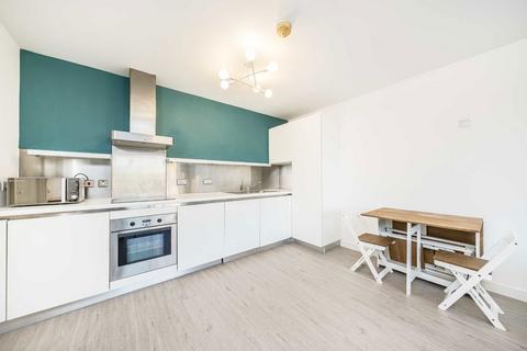 2 bedroom flat to rent, Steedman Street, London SE17