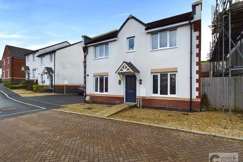 4 bedroom detached house for sale, Comfrey Avenue, Newton Abbot