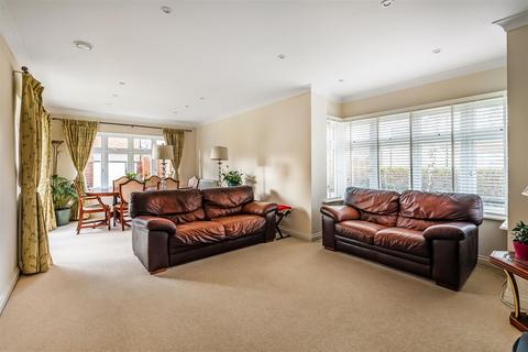 4 bedroom house for sale, MULBERRY WAY, ASHTEAD, KT21