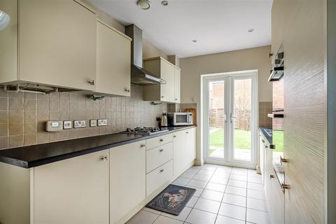 4 bedroom house for sale, MULBERRY WAY, ASHTEAD, KT21