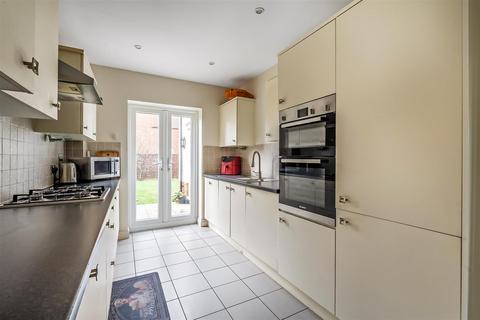 4 bedroom house for sale, MULBERRY WAY, ASHTEAD, KT21