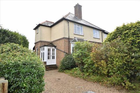 5 bedroom detached house to rent, Eridge Road, Crowborough