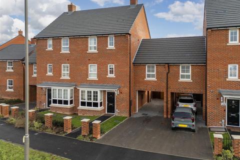 5 bedroom semi-detached house for sale, Armstrongs Fields, Aylesbury HP22