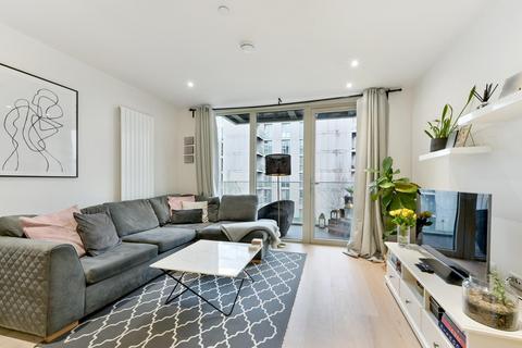 2 bedroom apartment for sale, Liner House, Royal Wharf, E16