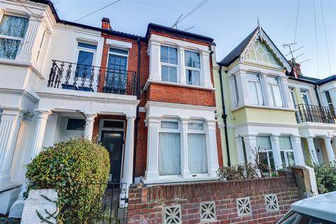 2 bedroom flat for sale, Retreat Road, Westcliff-On-Sea SS0