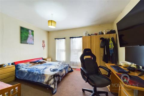 41 Newcombe Road, Northampton, NN5 7AZ