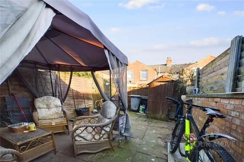 41 Newcombe Road, Northampton, NN5 7AZ