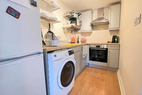 2 bedroom flat to rent, Bedminster Parade, Bristol BS3