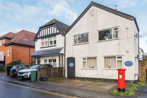 3 bedroom apartment for sale, The Old Post Office, Merstham RH1