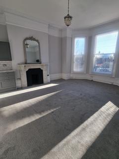 1 bedroom flat to rent, Blackwater Road, Eastbourne BN20