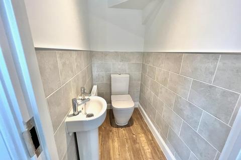 3 bedroom end of terrace house for sale, Hughes Meadow, Telford TF4