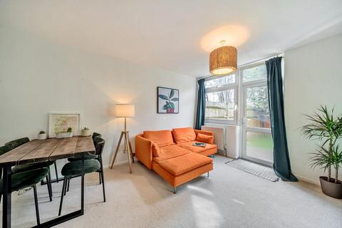 1 bedroom flat for sale, Summerley Street, Earlsfield