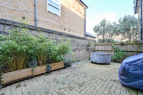 3 bedroom terraced house for sale, Freeland Road, Ealing, London, W5