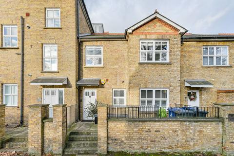 3 bedroom terraced house for sale, Freeland Road, Ealing, London, W5