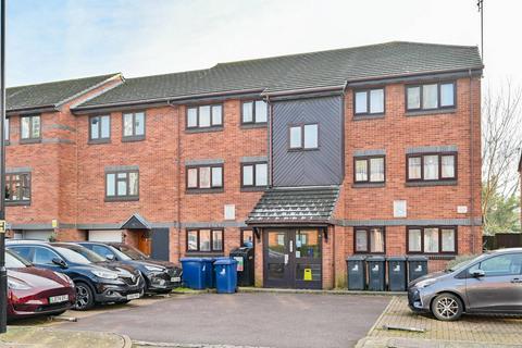 2 bedroom flat for sale, Seacole Close, North Acton, London, W3