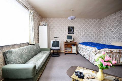 Studio for sale, Eric Shipman Terrace, London, E13, Plaistow, London, E13