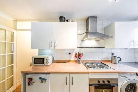 1 bedroom maisonette for sale, Vesey Close, Farnborough, Hampshire