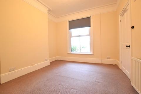 2 bedroom apartment to rent, St. Johns Road, Kent TN4