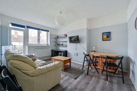 2 bedroom flat to rent, Armitage Road, Greenwich, London, SE10