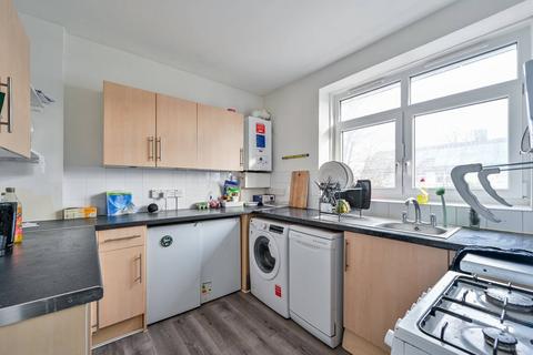 2 bedroom flat to rent, Armitage Road, Greenwich, London, SE10