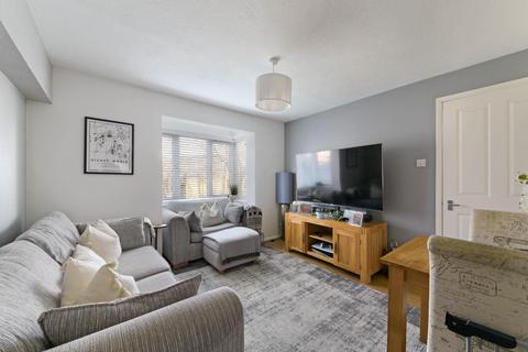 1 bedroom flat for sale, Cotswold Way, Worcester Park