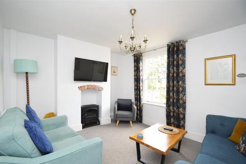 2 bedroom end of terrace house for sale, New Street, Shrewsbury