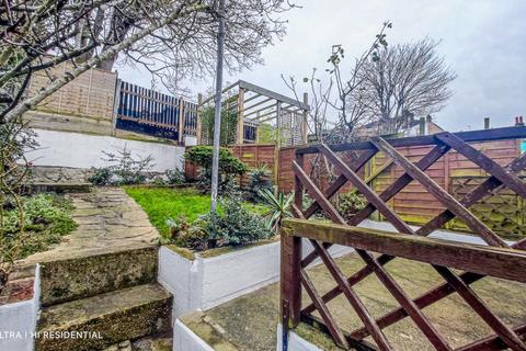 2 bedroom terraced house for sale, Sladedale Road, Plumstead, SE18