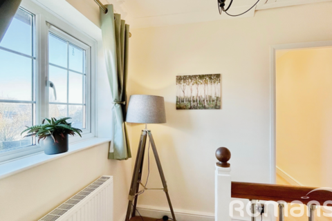 25 Dunsford Crescent, Basingstoke, RG23 8HN