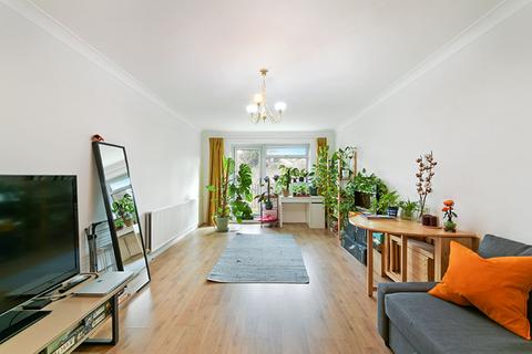 2 bedroom flat for sale, Lovelace Road, Surbiton KT6