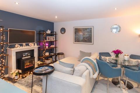 1 bedroom apartment for sale, Victoria Terrace, Les Petites Fontaines, St. Peter Port, Guernsey