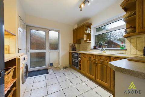 3 bedroom detached house for sale, Park Crescent, Ashbourne DE6