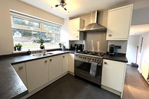 3 bedroom semi-detached house for sale, Gorseburn Way, Rugeley