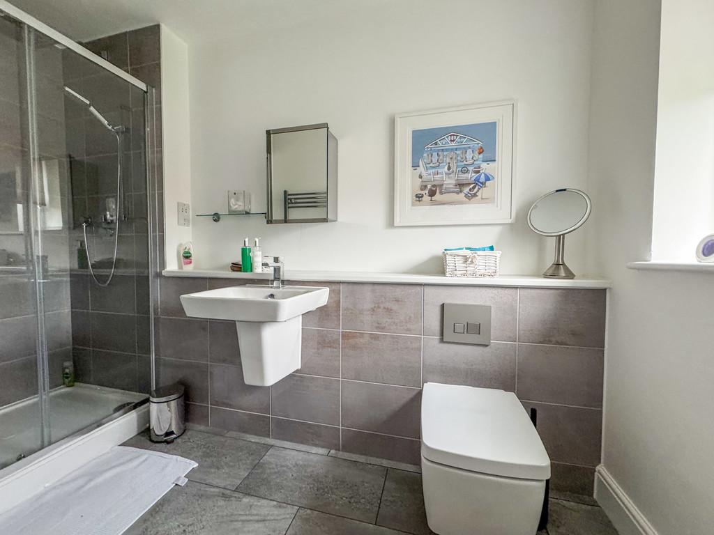 Bed2 ensuite