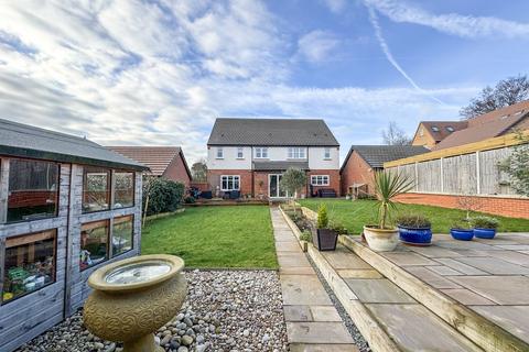 38 Augusta Drive, Hockley, SS5 4FY
