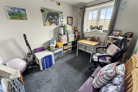 2 bedroom flat for sale, Tor House, Wessex Walk