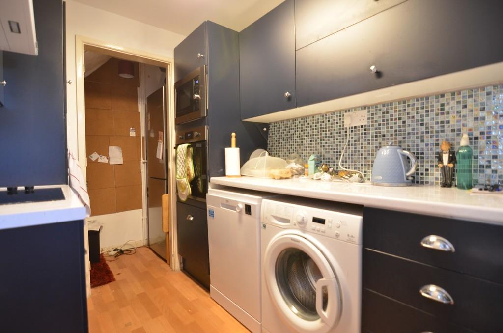 Kitchen .