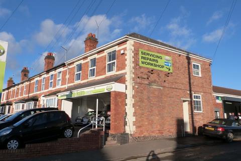 2 bedroom flat to rent, Ombersley Road, Worcester