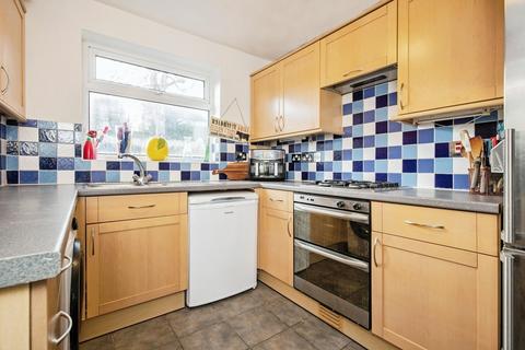 3 bedroom semi-detached house for sale, Salter Close, Castle Donington DE74