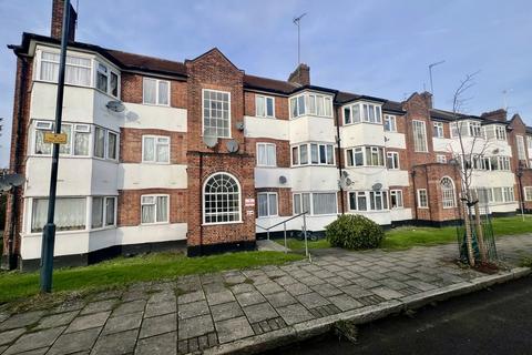 2 bedroom ground floor flat to rent, High Mead, Harrow HA1